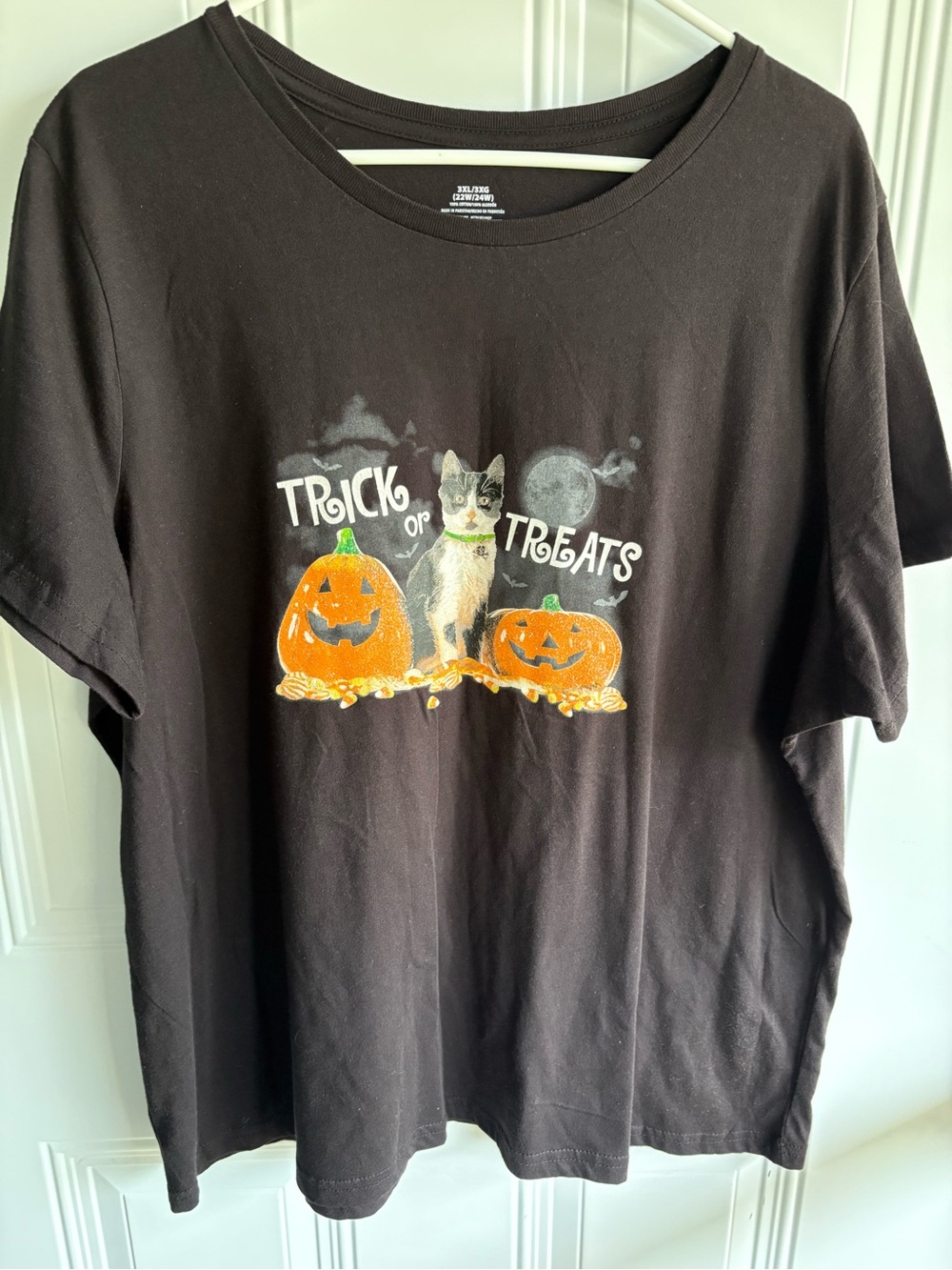 Women's Black 'Trick or Treats' Short Sleeve Tee with Cat & Pumpkin Graphic
